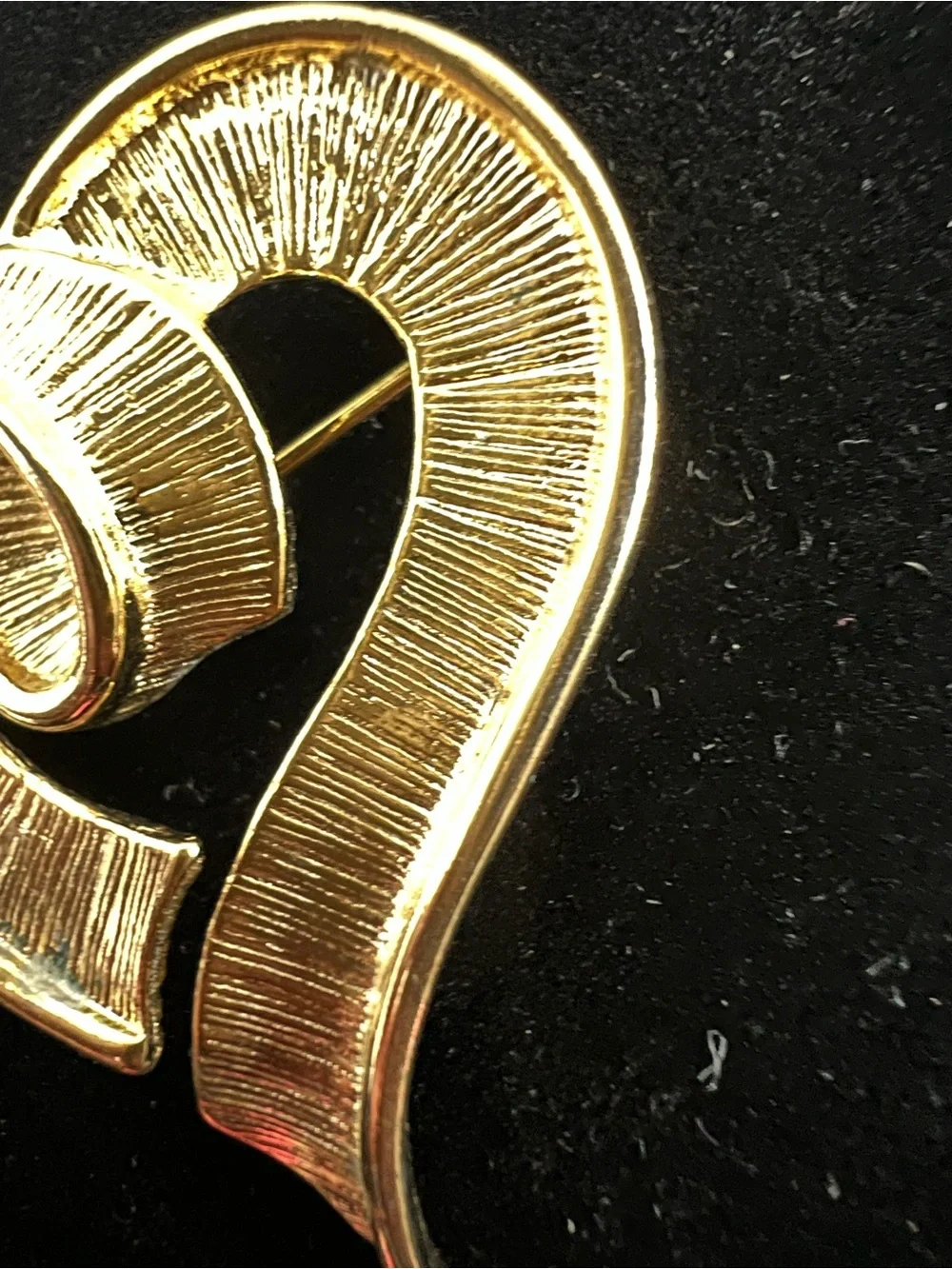 Vintage Gold Plated Heart Pin